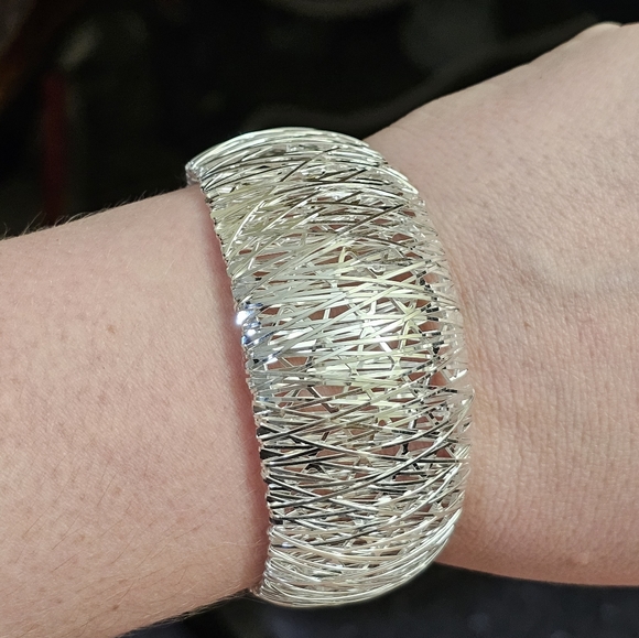 Ultrafine 950 silver milor New in Box! Better than sterling silver. 26 grams. Wi - Picture 2 of 5